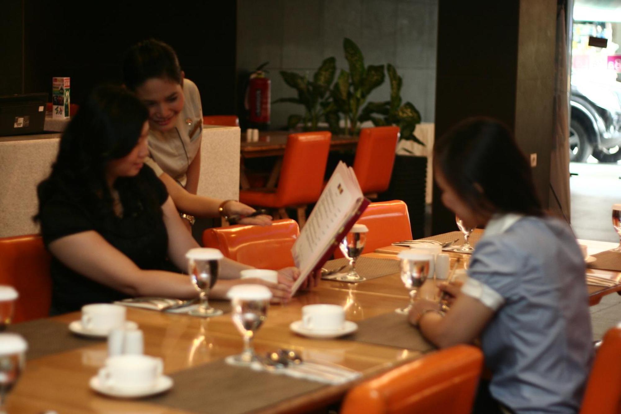 Swiss-Belinn Medan Kültér fotó